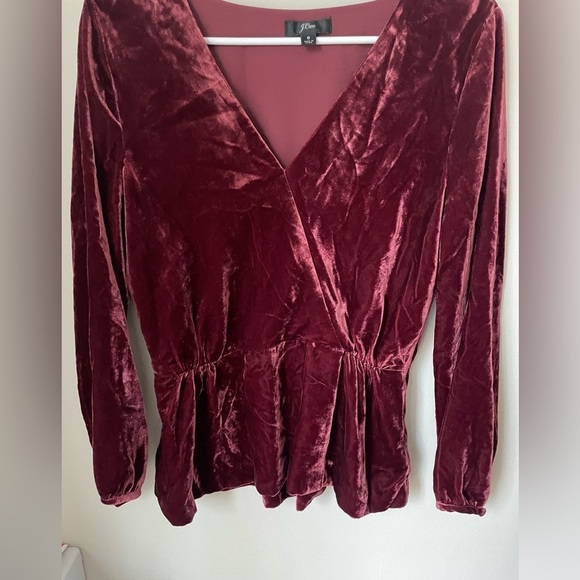 J. Crew Faux-wrap Top in Drapey Velvet Red Holiday Size 8 - Picture 4 of 10